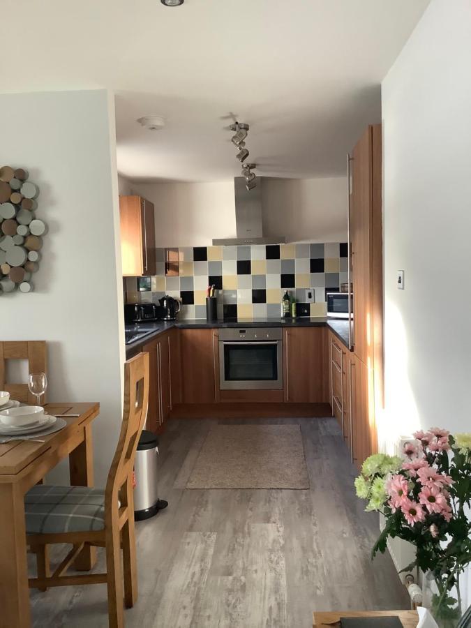 37 Farraline Court, City Centre Apartment 因弗内斯 外观 照片