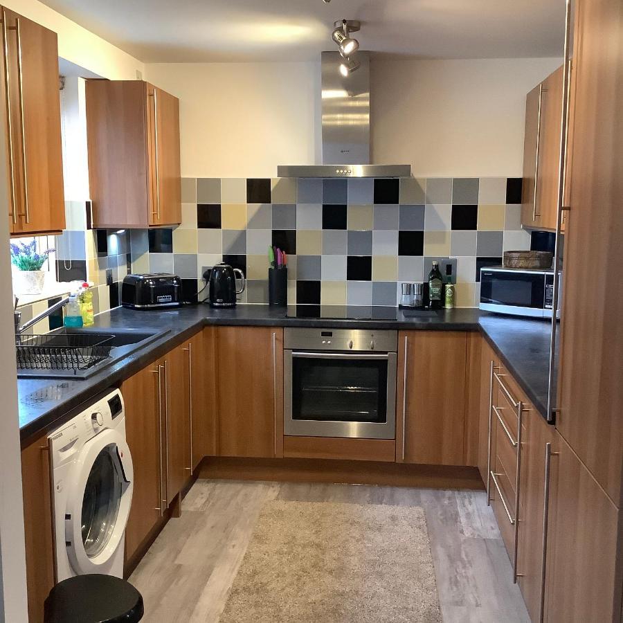 37 Farraline Court, City Centre Apartment 因弗内斯 外观 照片